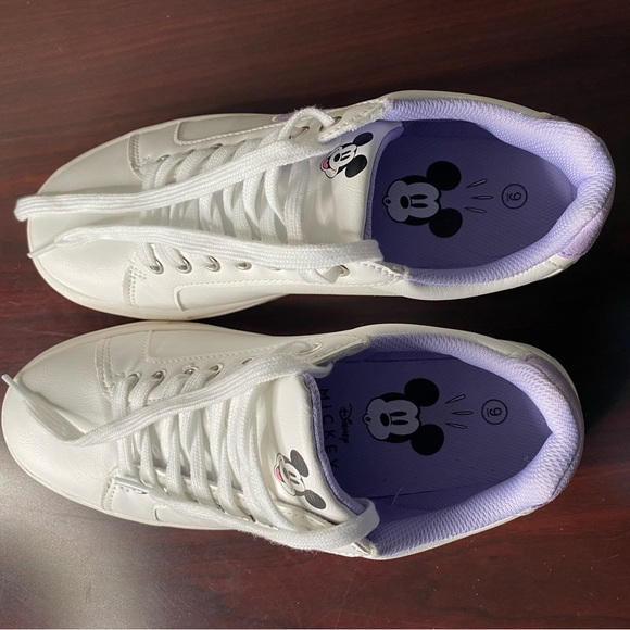 Disney Shoes - Disney Mickey Mouse ladies character court sneakers size 9 white and purple